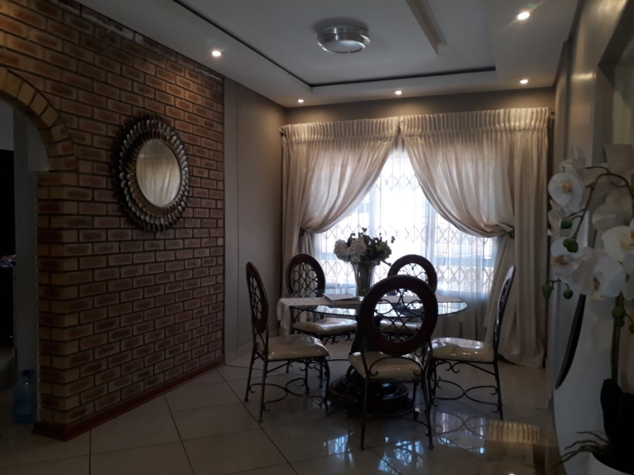 3 Bedroom Property for Sale in Rustenburg North North West